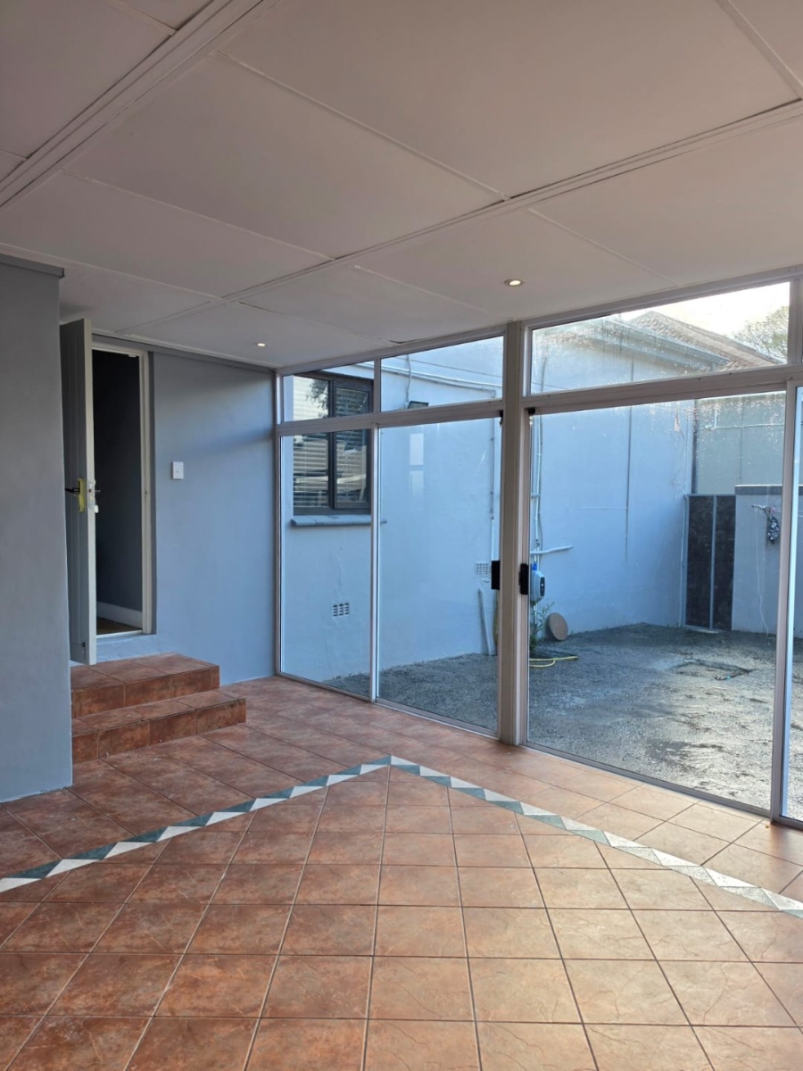 5 Bedroom Property for Sale in Kenilworth Western Cape
